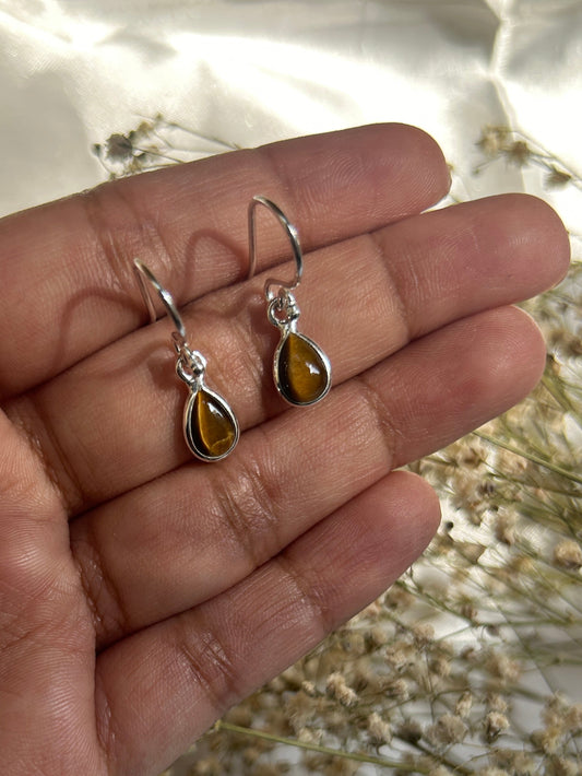 Silver Cat's Eye Dainty Earrings