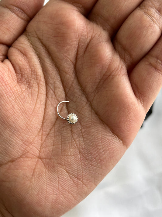 Silver Aarna Wired Nose Pin