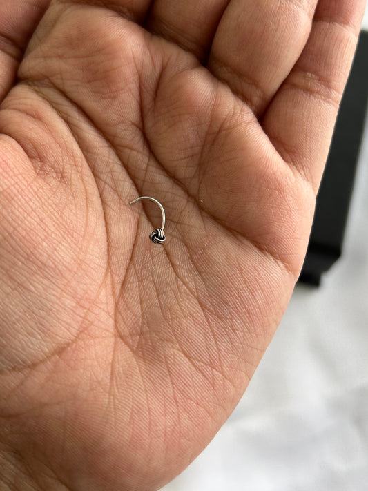 Silver Aadrika Wired Nose Pin