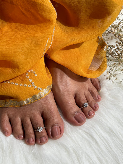 Silver Rose Flower Toe Ring